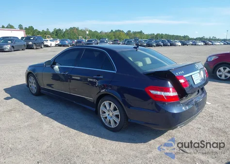 2013 Mercedes-Benz E 350 из США, поврежденный, VIN WDDHF5KB5DA681887